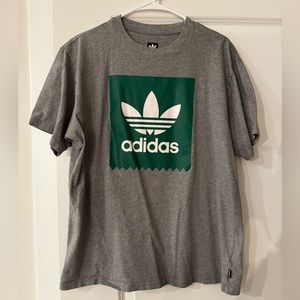 Men’s Large adidas shirt